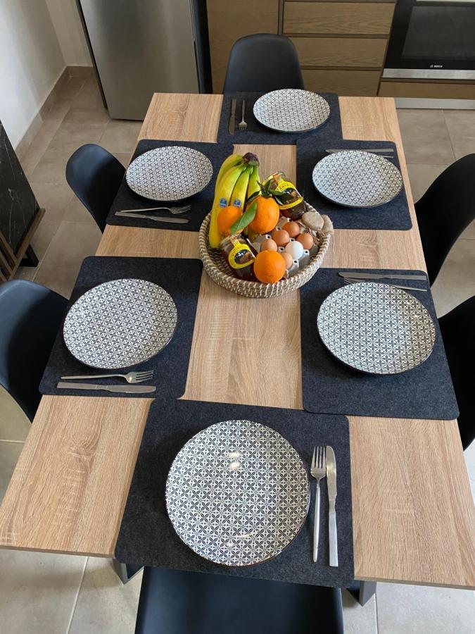 Olive Hill Apartment Karpofora Buitenkant foto