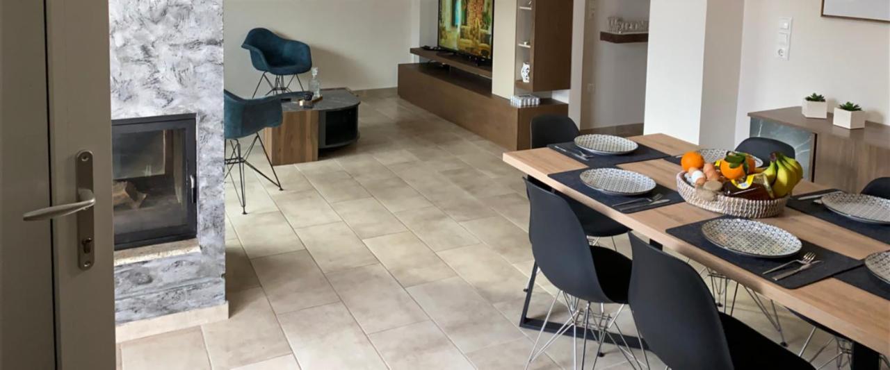 Olive Hill Apartment Karpofora Buitenkant foto