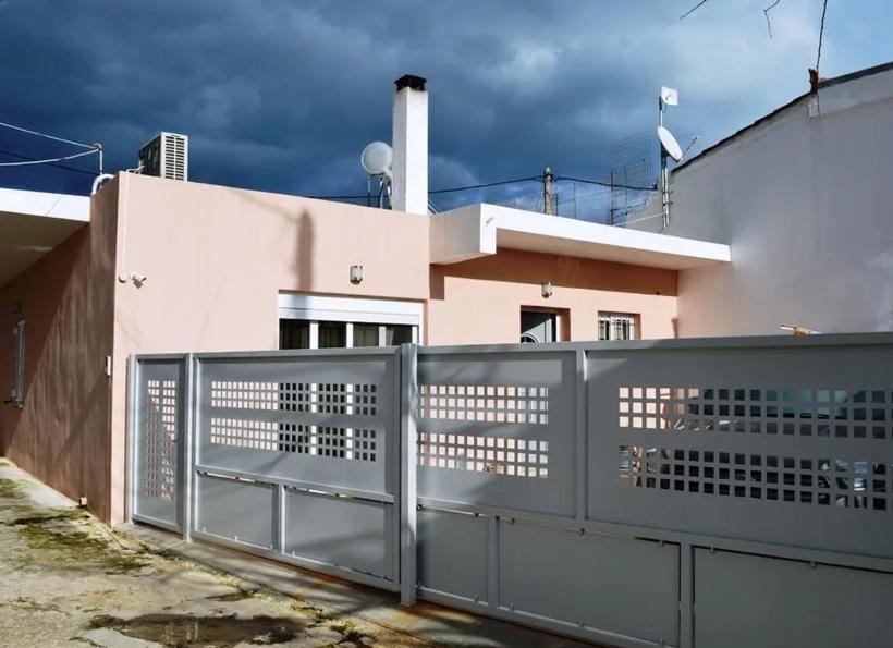 Olive Hill Apartment Karpofora Buitenkant foto